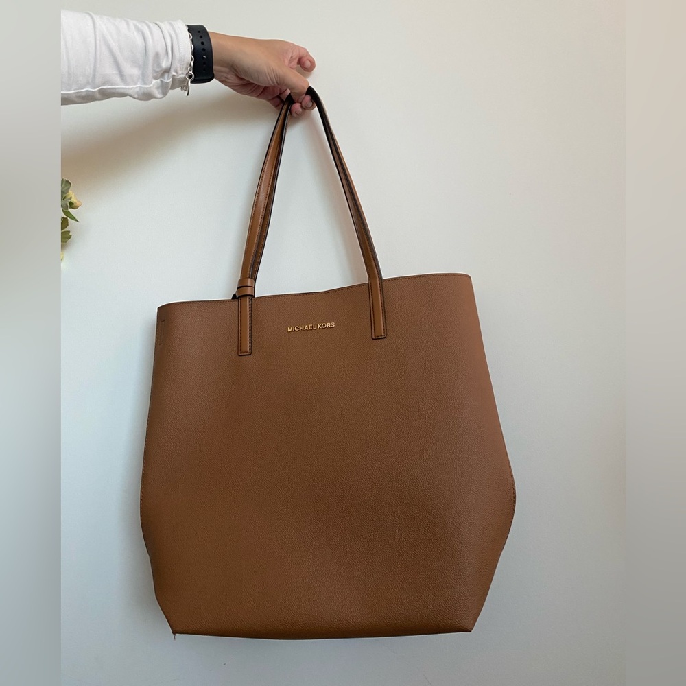 Michael Kors tote